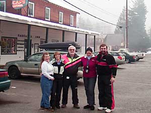 Jan, Julie, Kurt, Sheridan, Emilio at Skykomish, WA, on the ski safari to Canada, Dec. 2005.